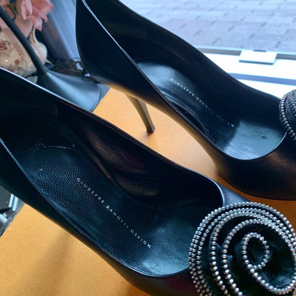 Vero Cuoio Shoes - Picture 4 of 11